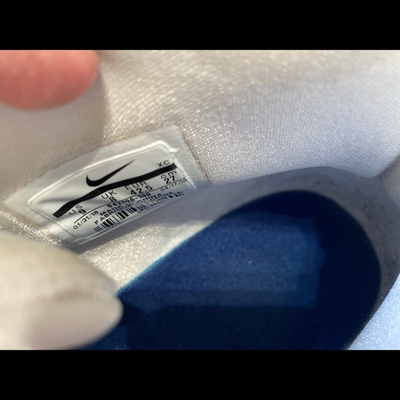 These are very nice they do have some stains but you can barely see !! - Picture 1 of 5